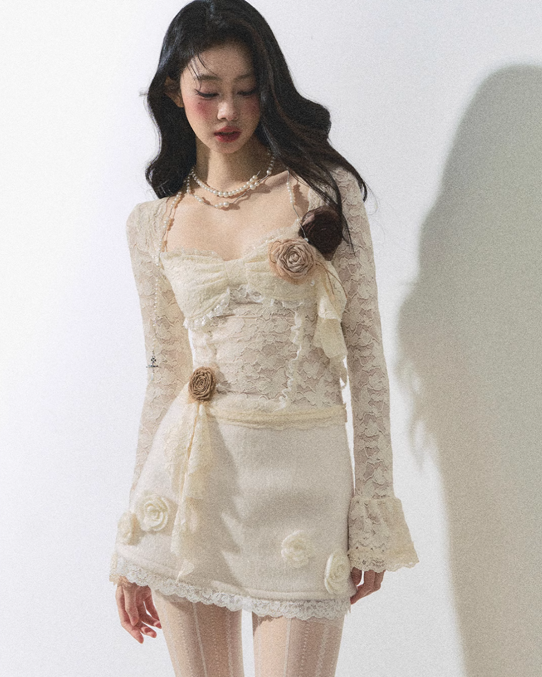 Rose motif lace sleeve dress LAS0025