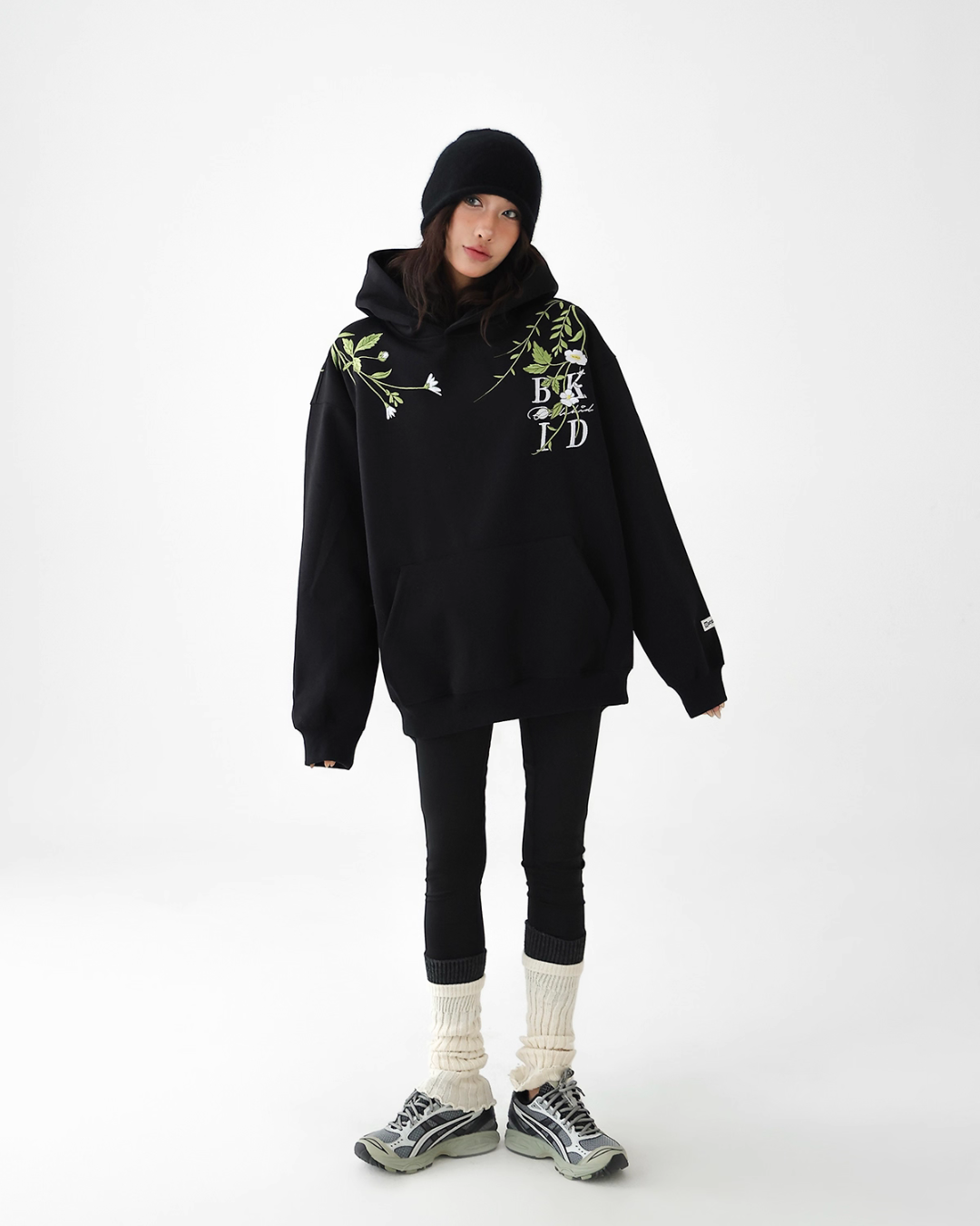 Flower Embroidery Loose Sweat Hoodie ACS0266