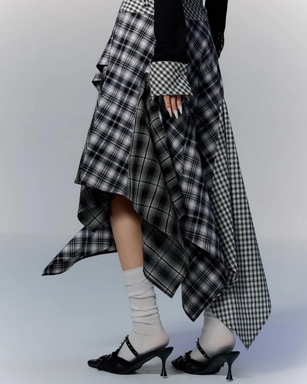 Paid Asymmetrical Long Skirt PUC0013