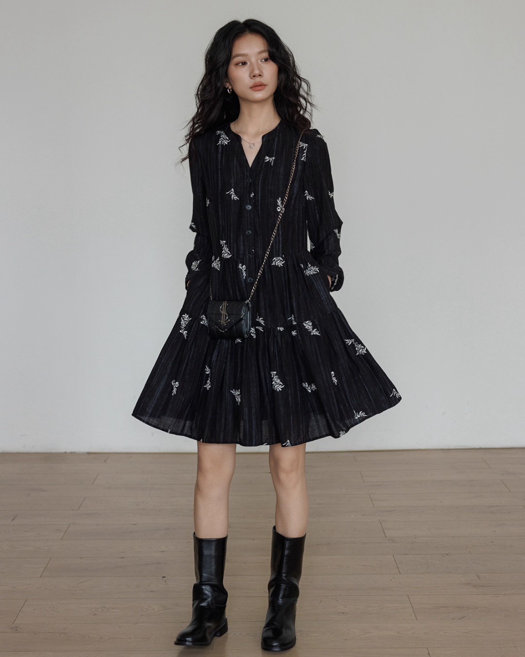V-Neck Autumn Embroidered Dress VAS0150