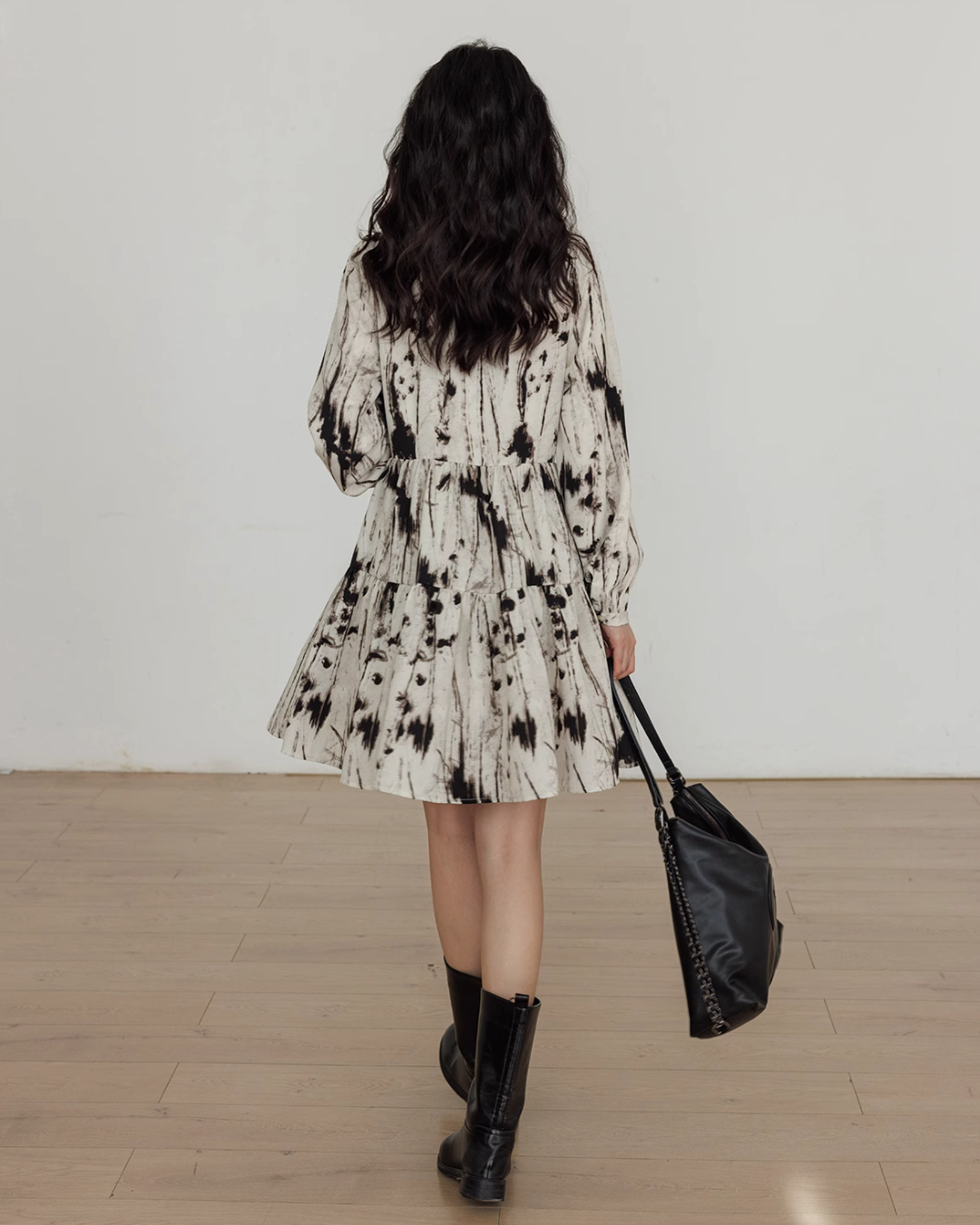 V-Neck Design Print Flare Dress VAS0003
