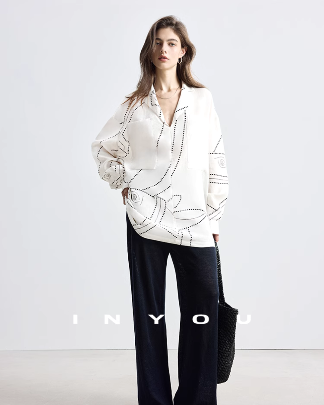 V-Neck Long Sleeve Top / Linen Shorts IWY0016