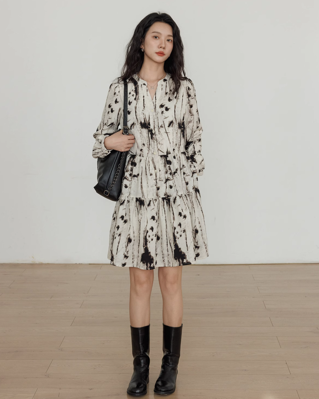 V-Neck Design Print Flare Dress VAS0003