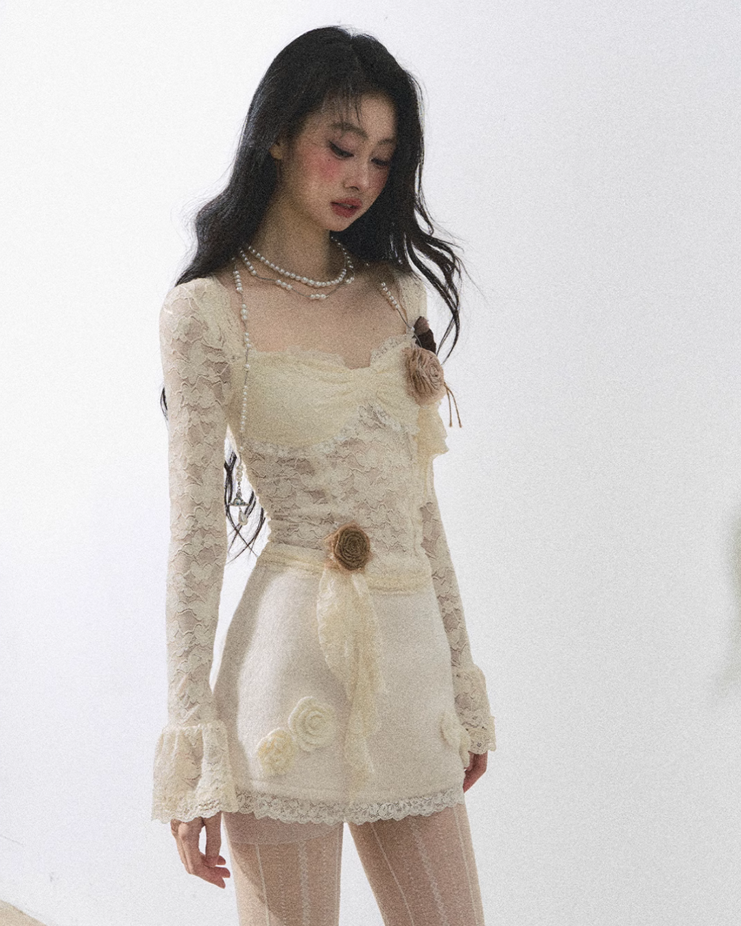 Rose motif lace sleeve dress LAS0025