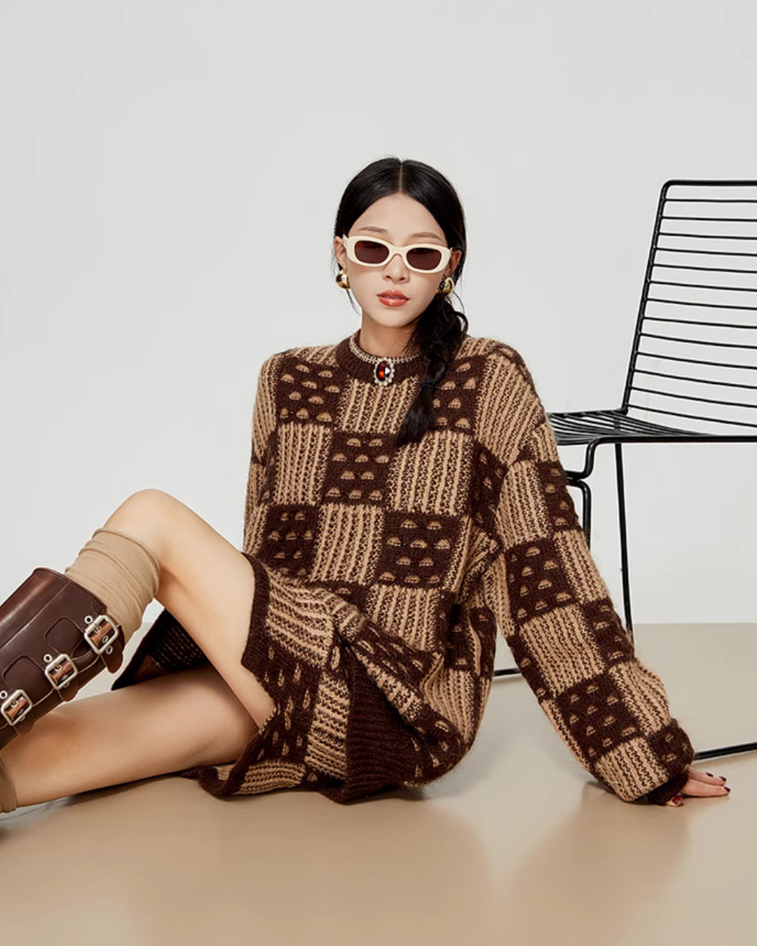 Checker Board Crewneck Knit / Tight Mini Skirt LLA0356