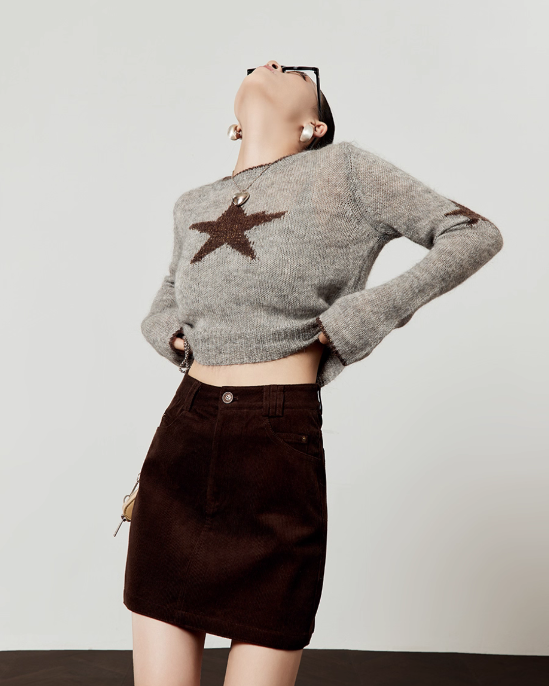 Star Round Neck Knit / A-line Mini Skirt LLA0539