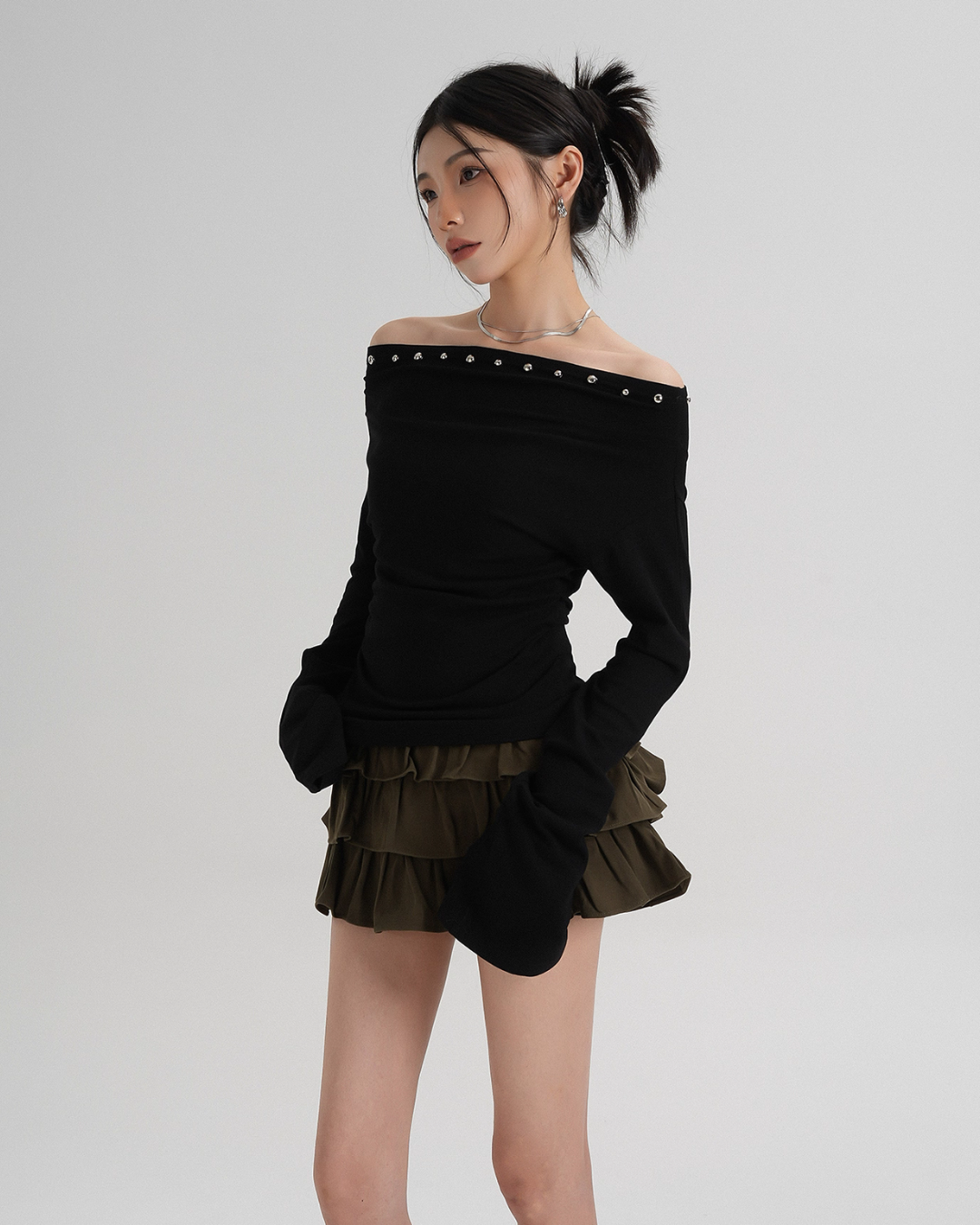 Off-Shoulder Long Sleeve Top SRS0354