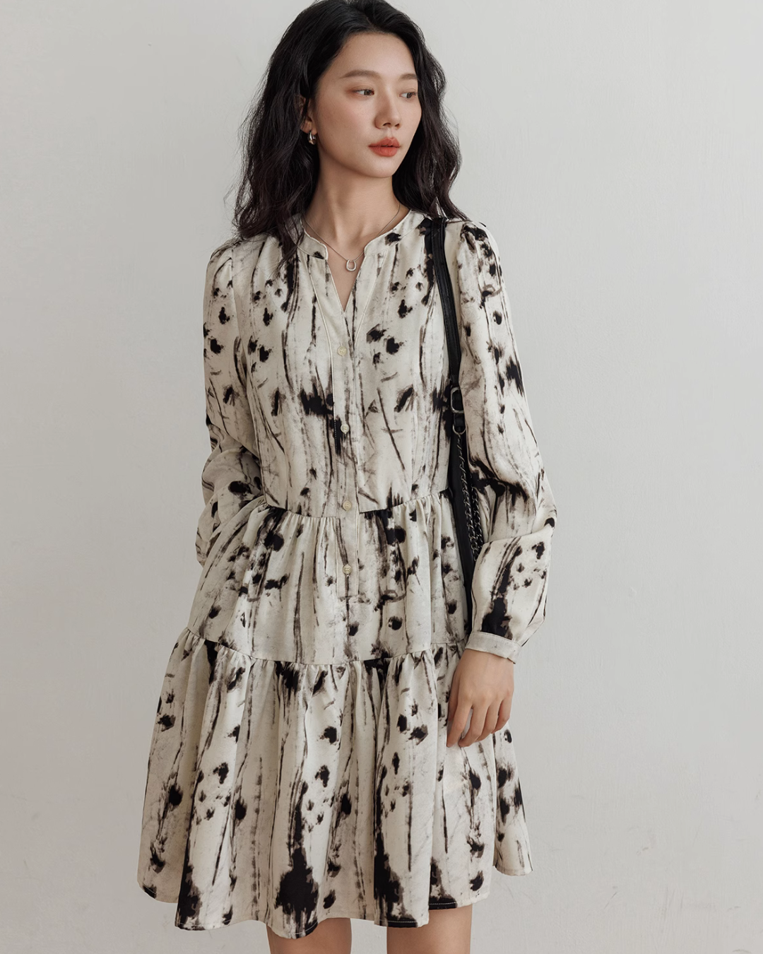 V-Neck Design Print Flare Dress VAS0003