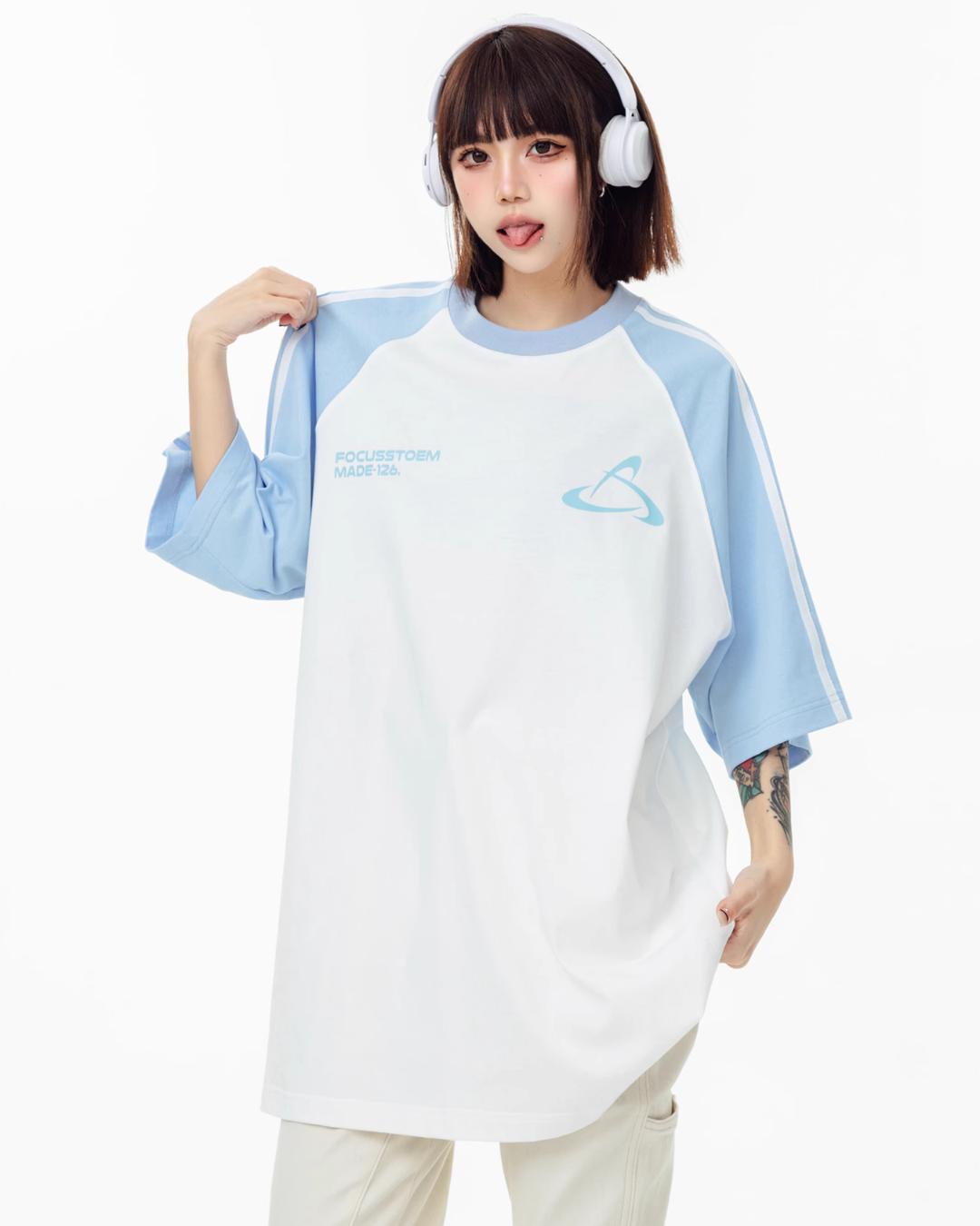 Bicolor Raglan Sleeve T-Shirt AXN0003
