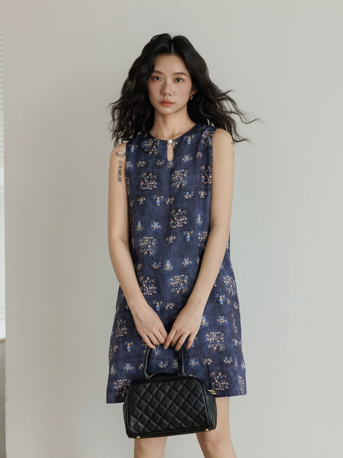 Dark Blue Sleeveless Dress VAS0037