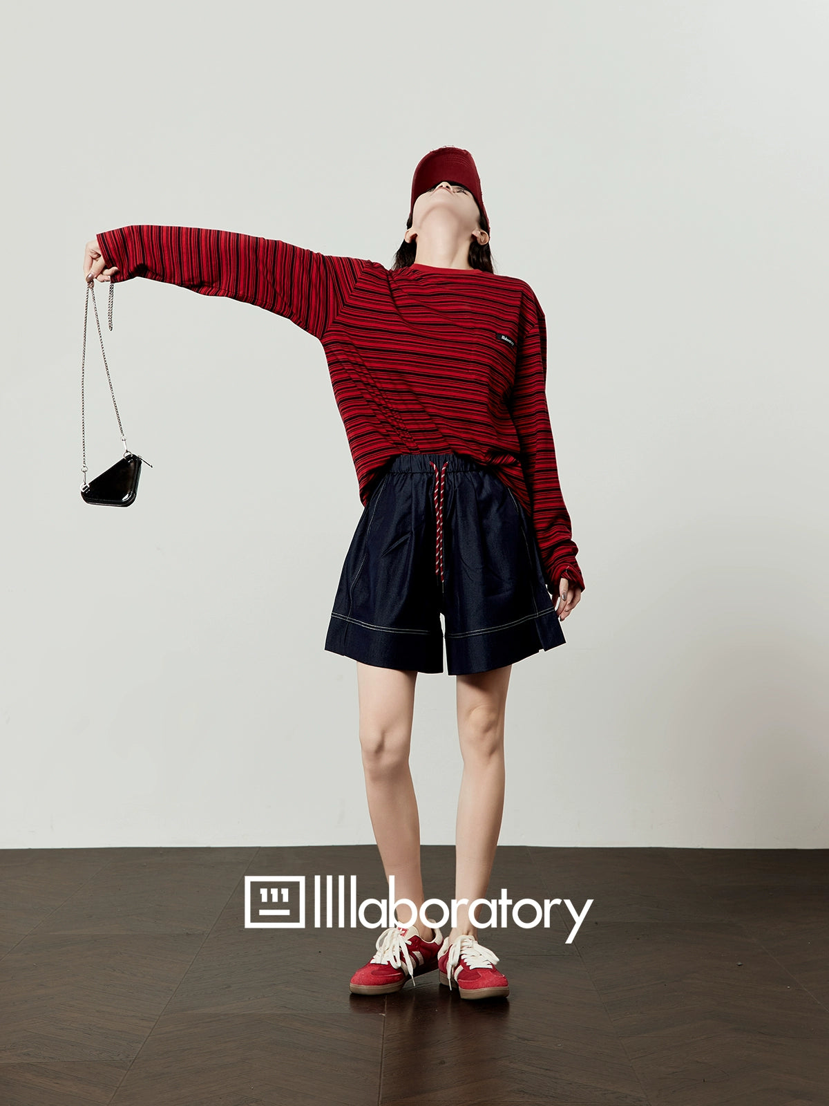 Border Long Sleeve T-Shirt / Relaxed Denim Pants LLA0517