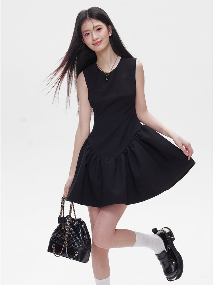 Round Neck Sleeveless Dress AMO0004