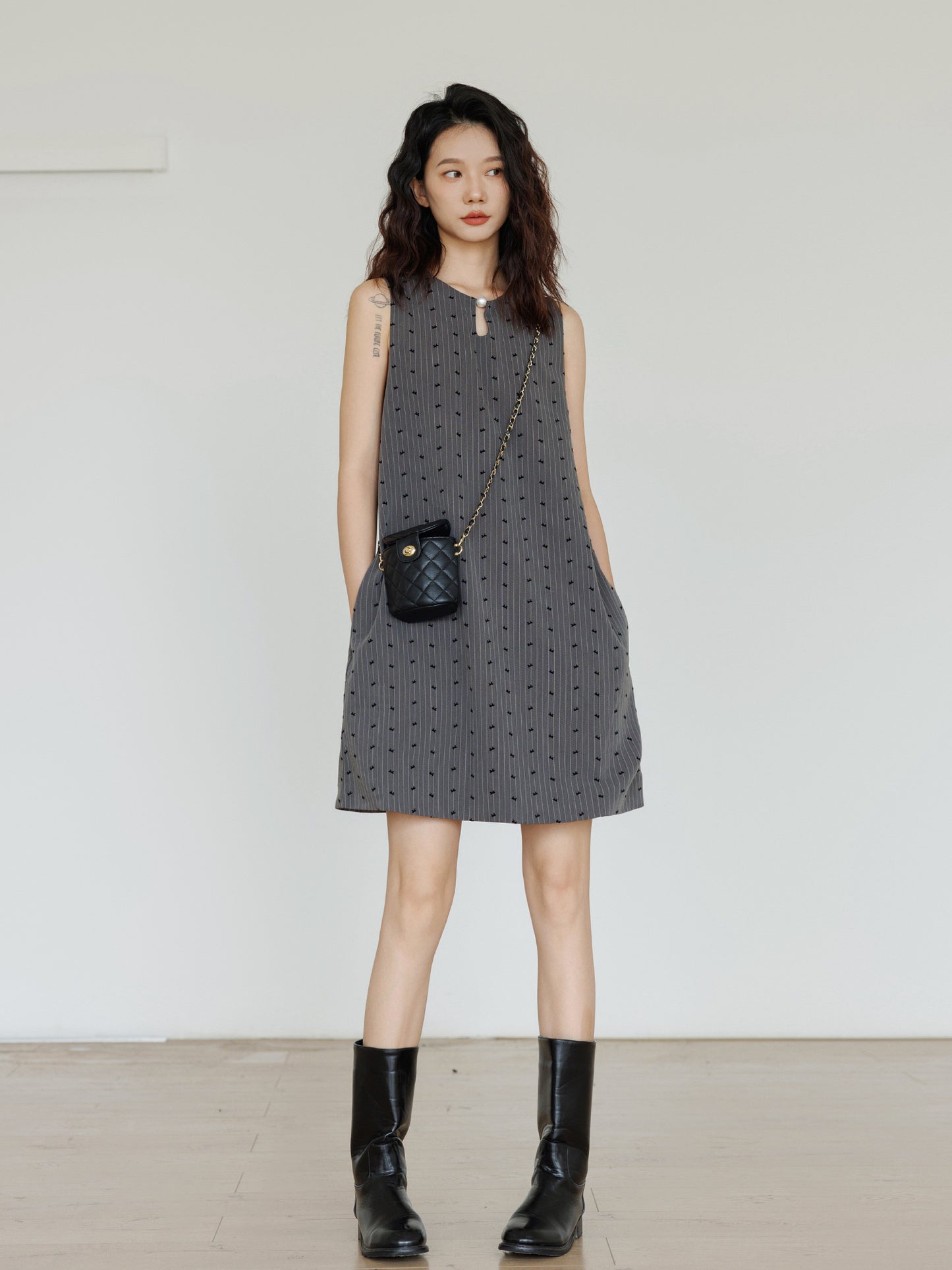 Ribbon Design Sleeveless Dress VAS0014
