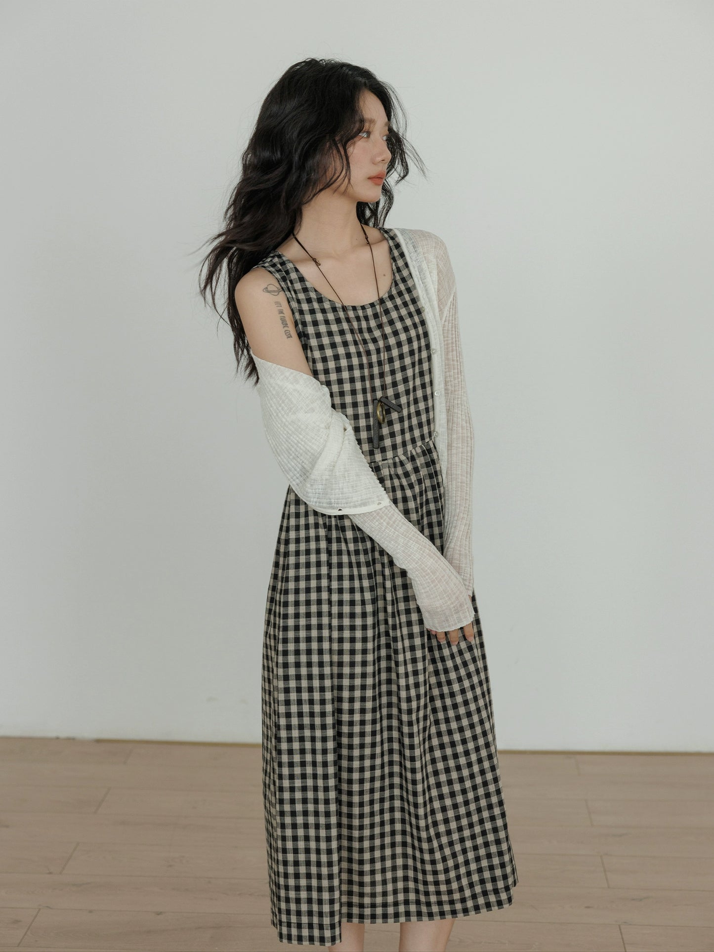 Round Neck Paid Dress VAS0082