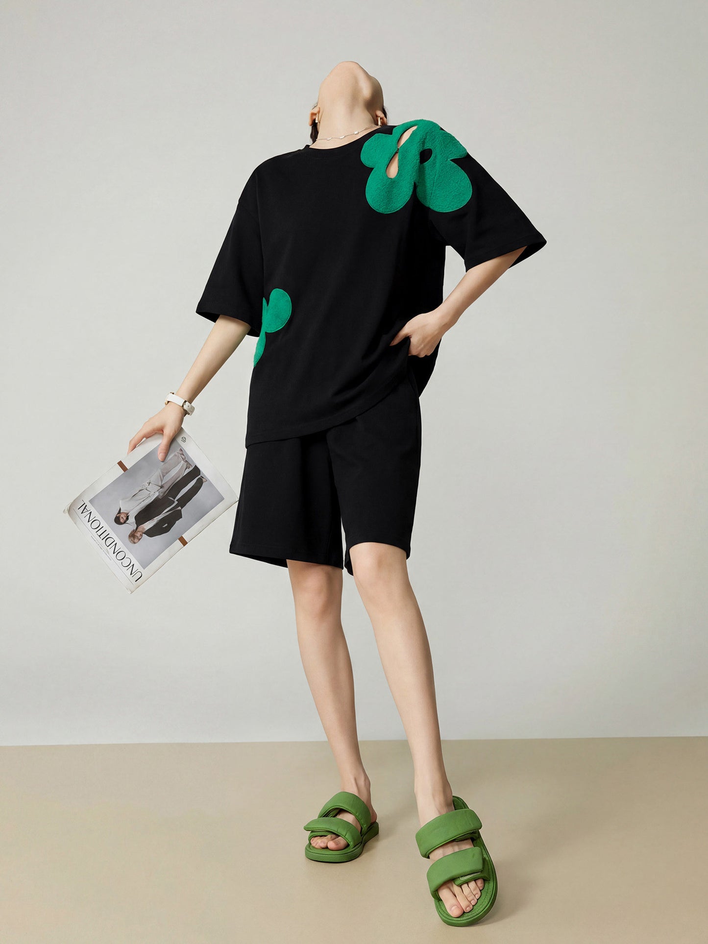 Flower Motif Short-Sleeve Top / Half Pants FER0192
