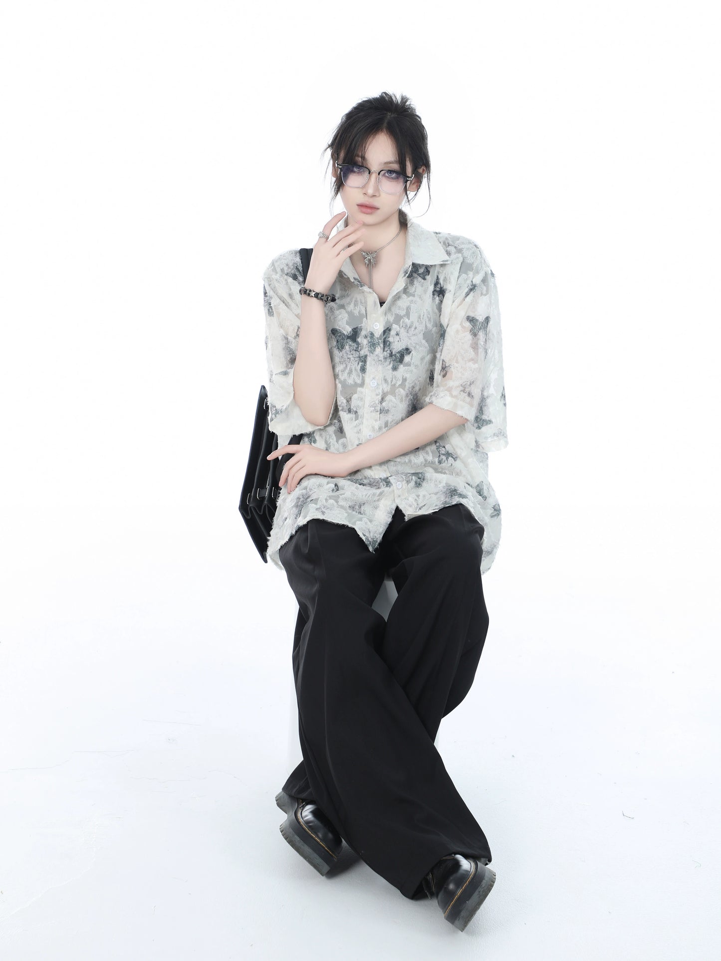 Butterfly Embroidery Short Sleeved Shirt ZCK0010