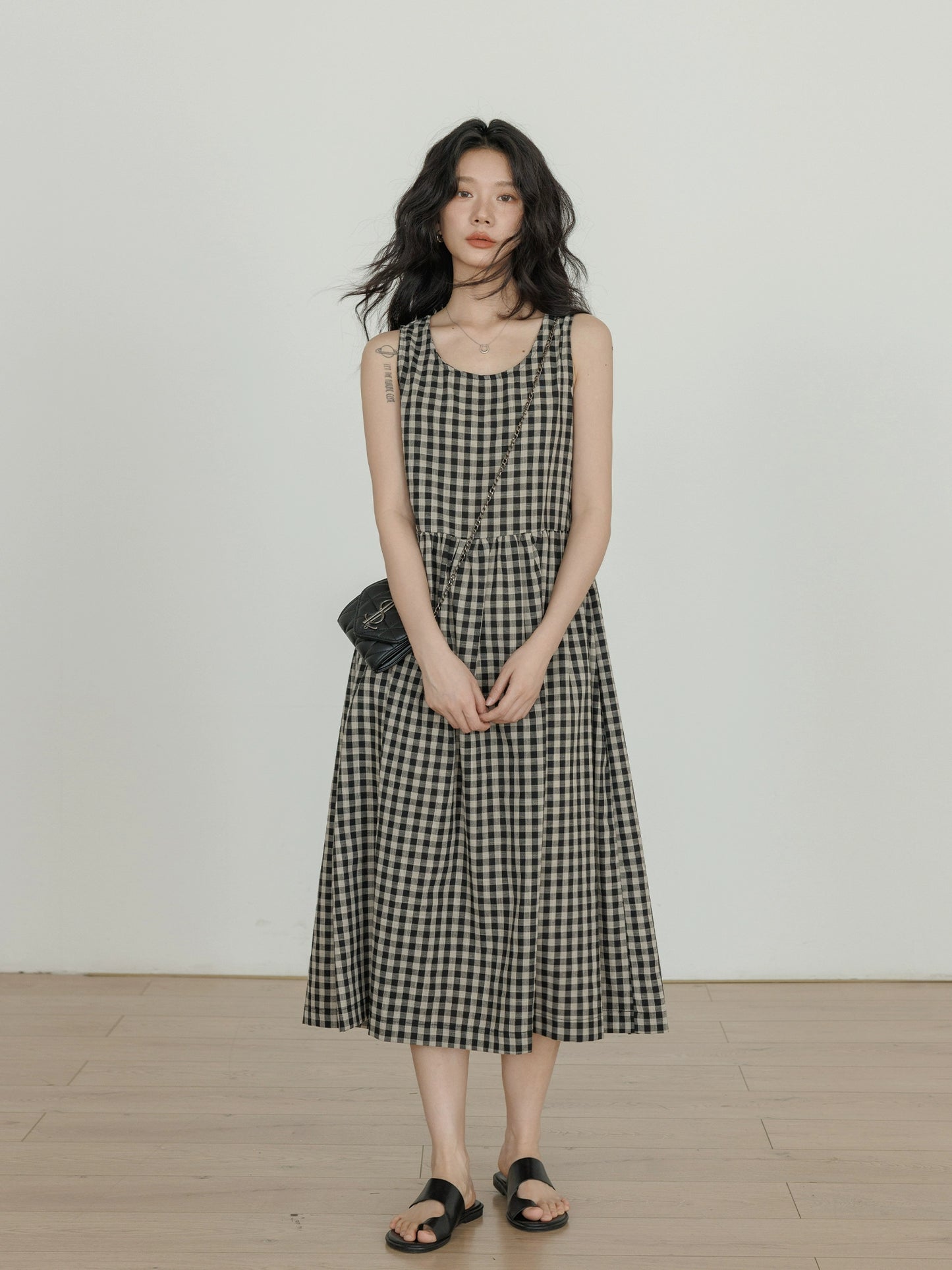 Round Neck Paid Dress VAS0082