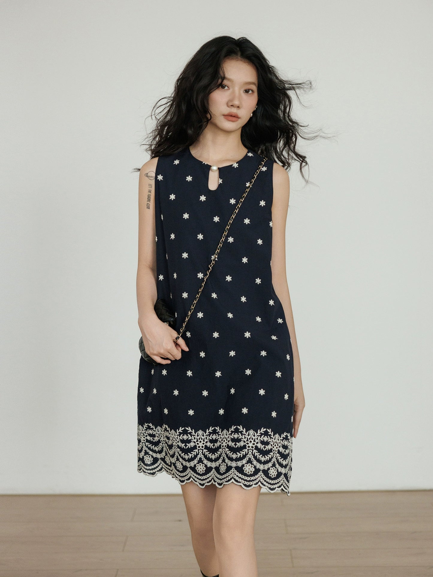 Round Neck Sleeveless Vest Dress VAS0040