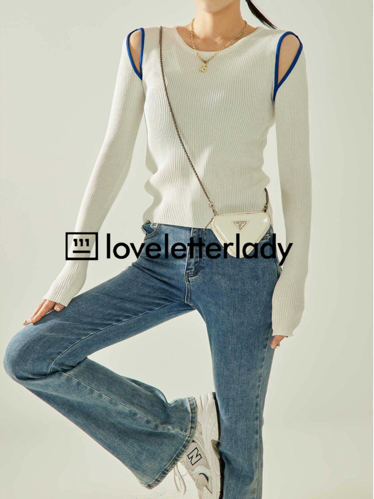 Cutout Slim Long Sleeved Knit LLA0364