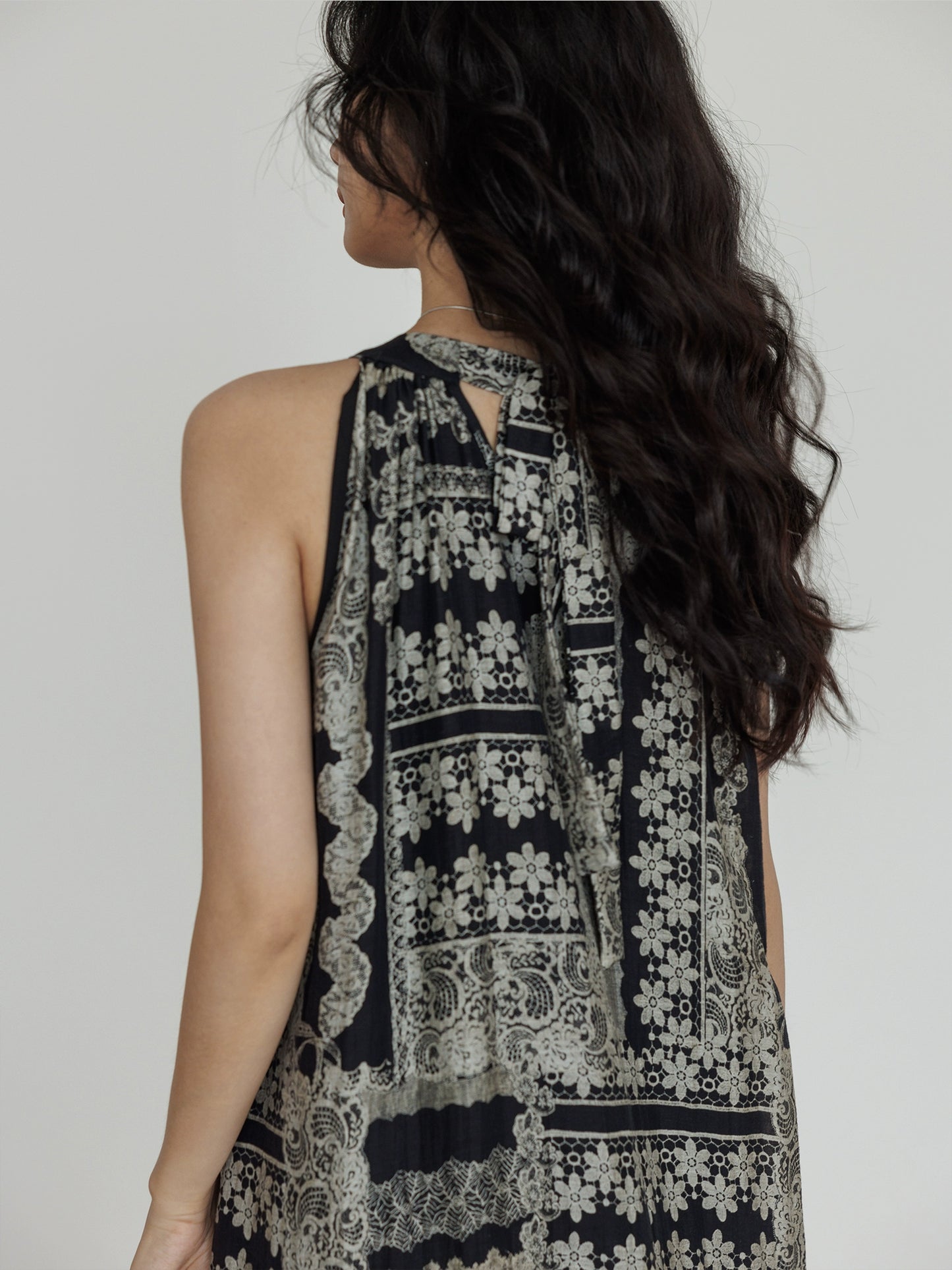 Halter Neck Resort Floral Dress VAS0053
