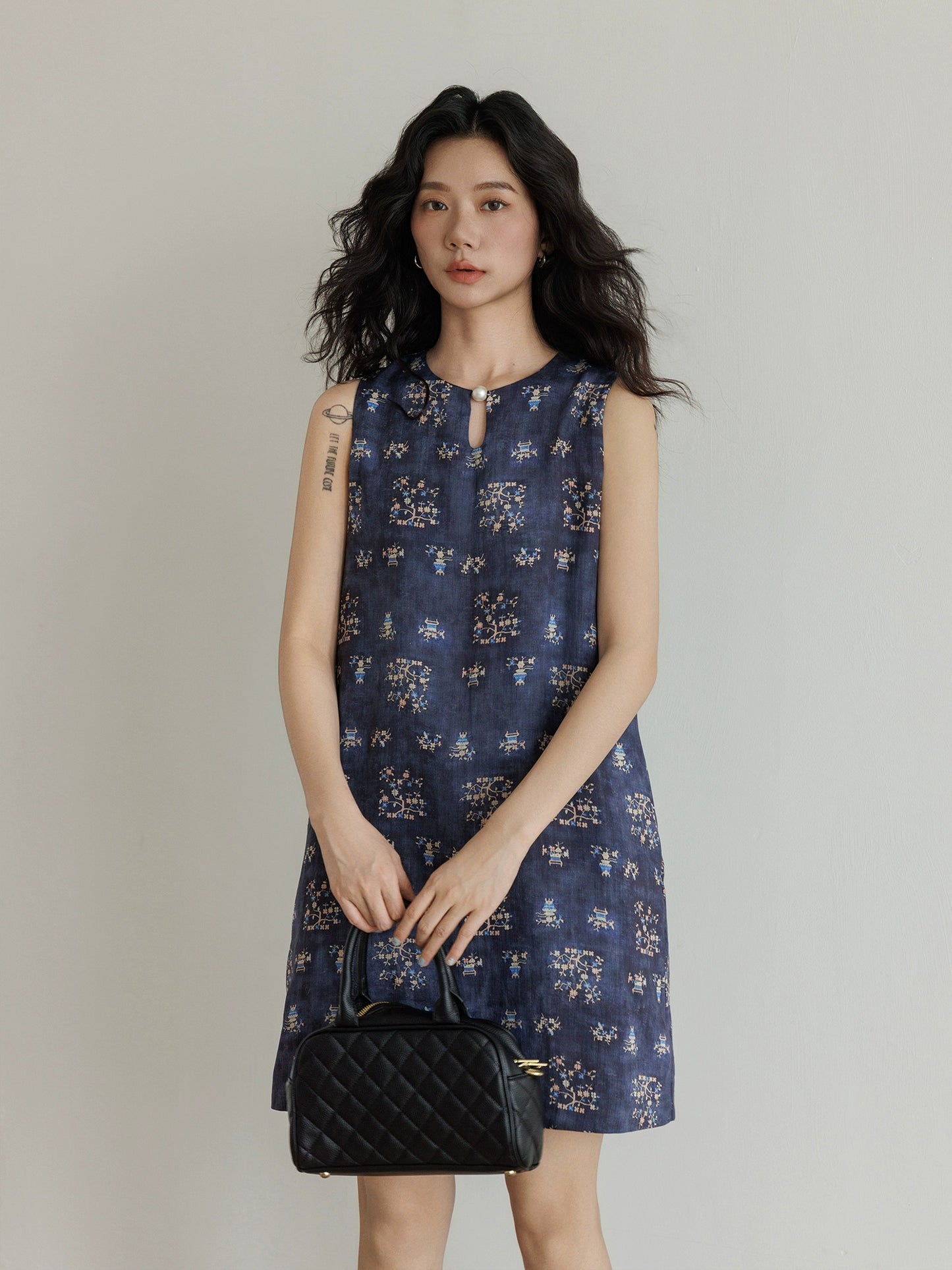 Dark Blue Sleeveless Dress VAS0037