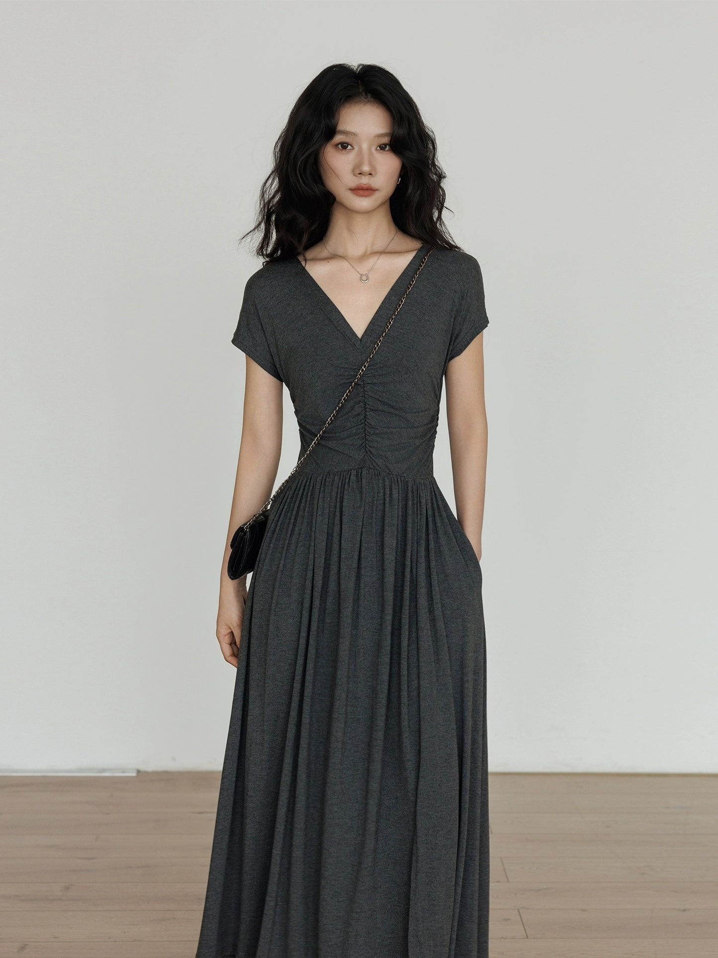V-neck Relax Tight Dress VAS0026