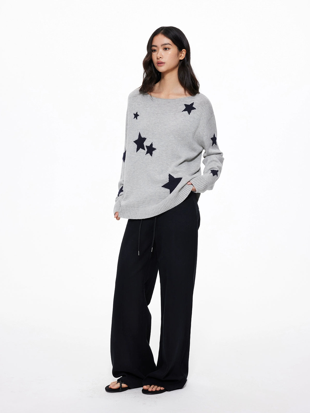 Star Crew Neck Knit Top UDS0007
