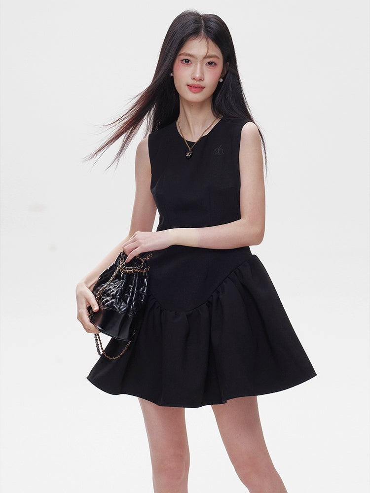Round Neck Sleeveless Dress AMO0004