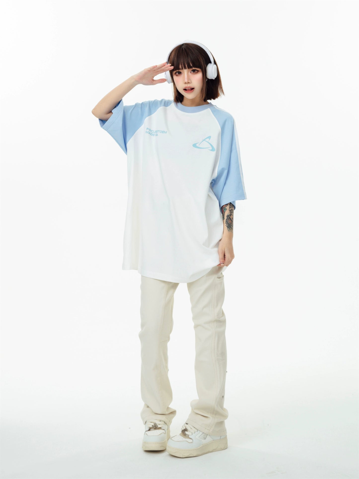 Bicolor Raglan Sleeve T-Shirt AXN0003