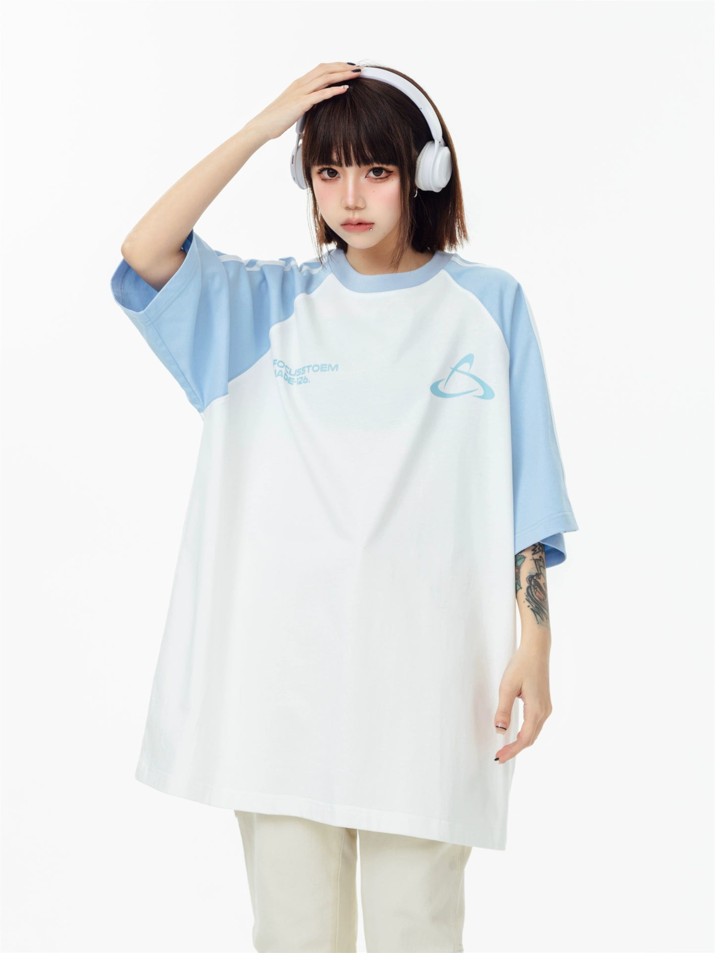 Bicolor Raglan Sleeve T-Shirt AXN0003
