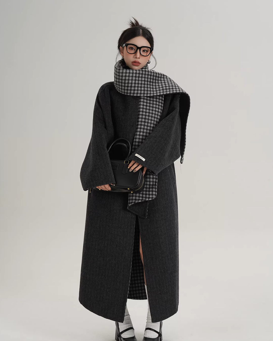 Collarless Coat with Checkered Scarf SRS0405