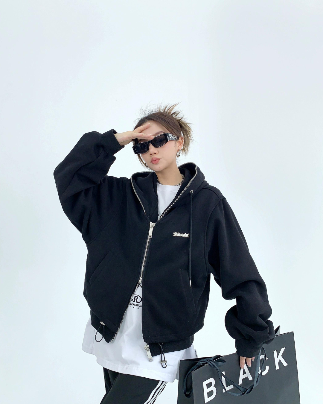 Aurora boutique】デビルフードZIPフーディー ブラック Aurora boutique】デビルフードZIPフーディー ブラック