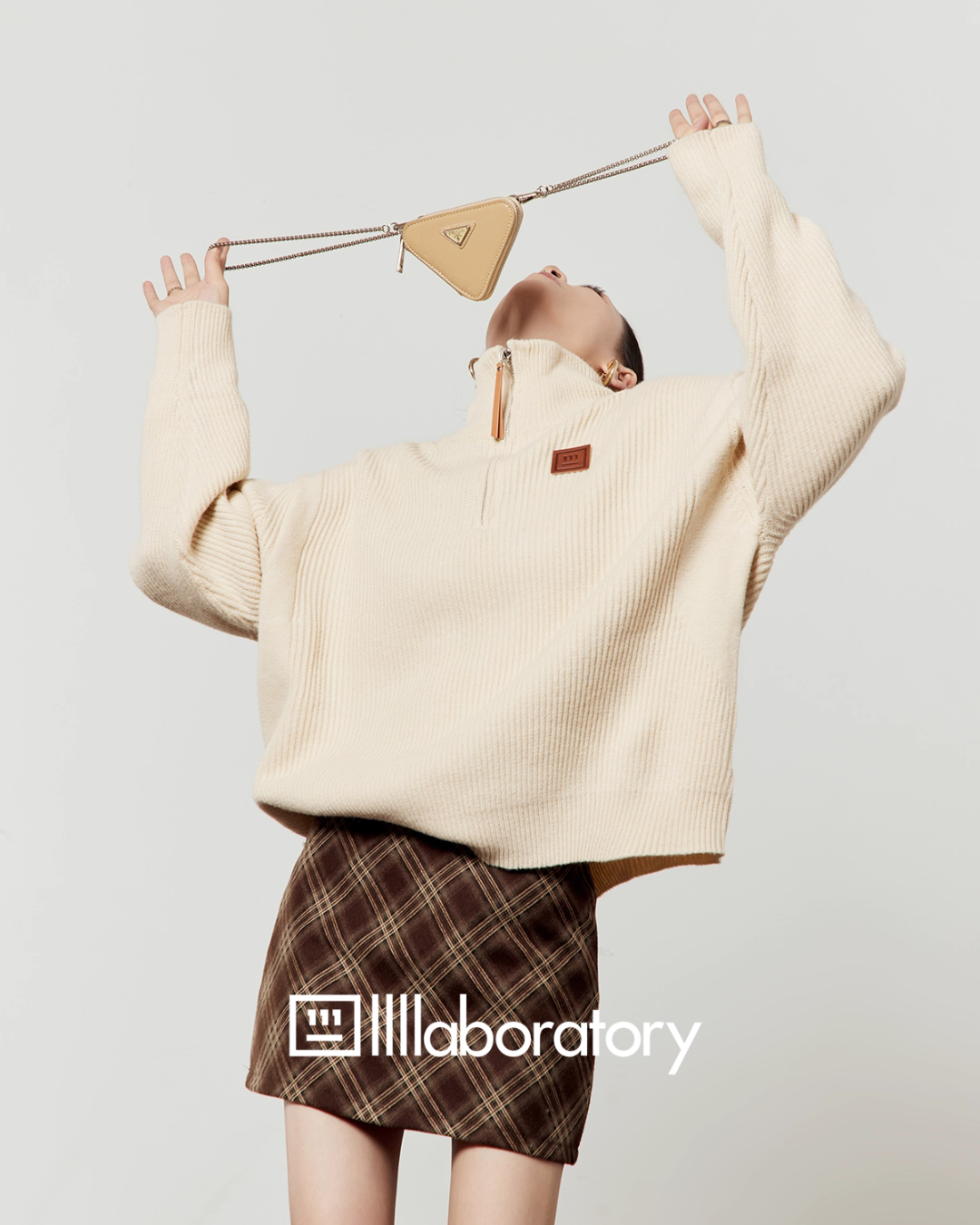 Half-Zip Knit Top / Checkered Skirt / Pleated Skirt LLA0530