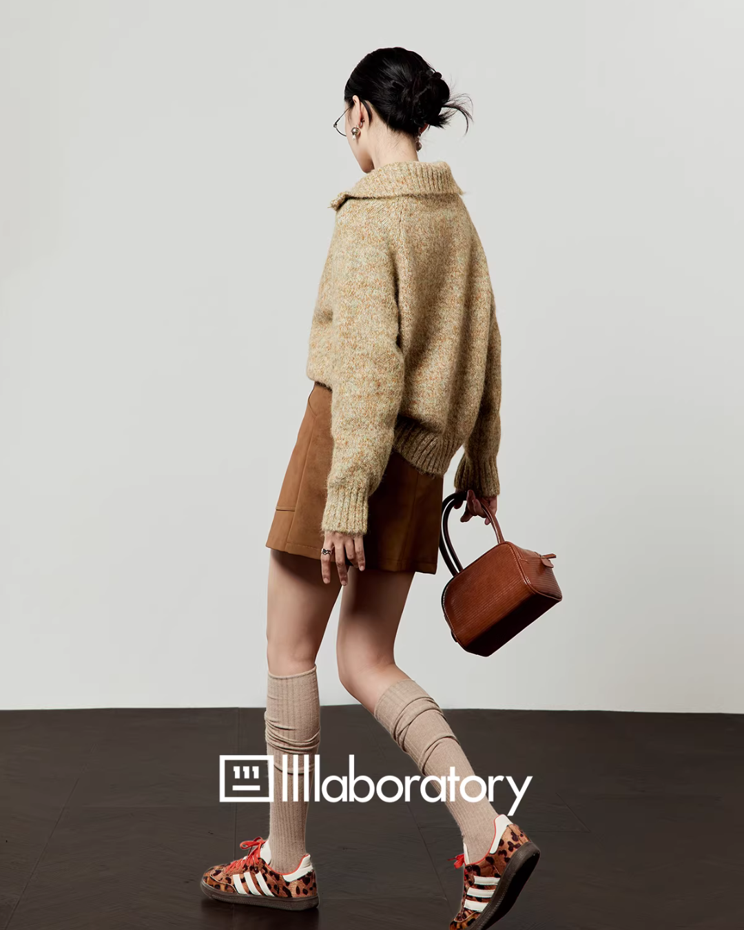 Half-Zip Casual Knit / A-Line Mini Skirt LLA0589