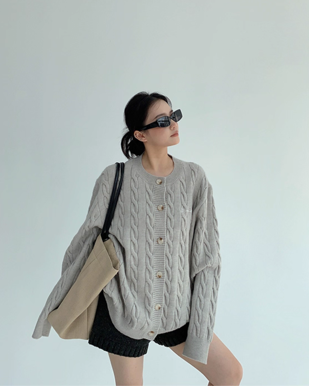 Round Neck Cable Knit Cardigan YLS0978