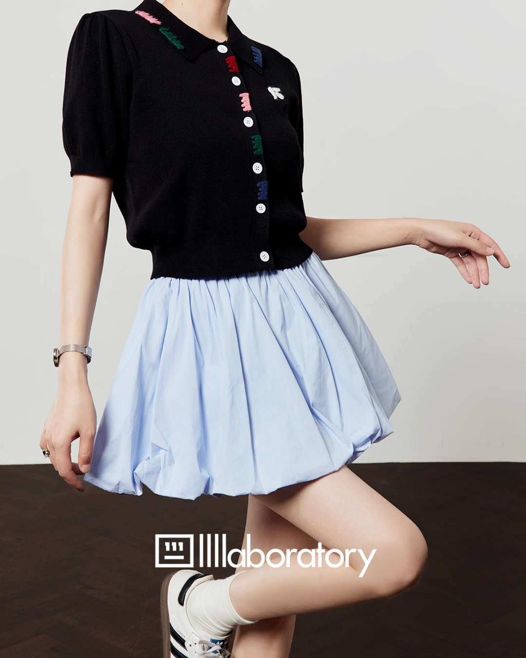 Black Knit Top / Balloon Mini Skirt LLA0495