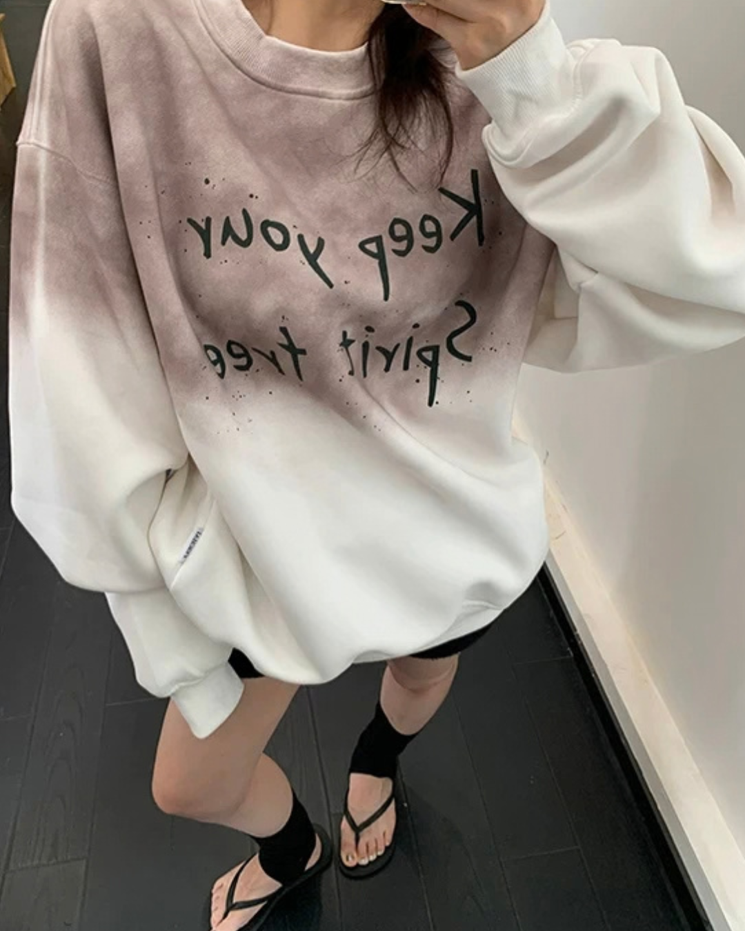 Letter Graphic Sweatshirt YLS1042