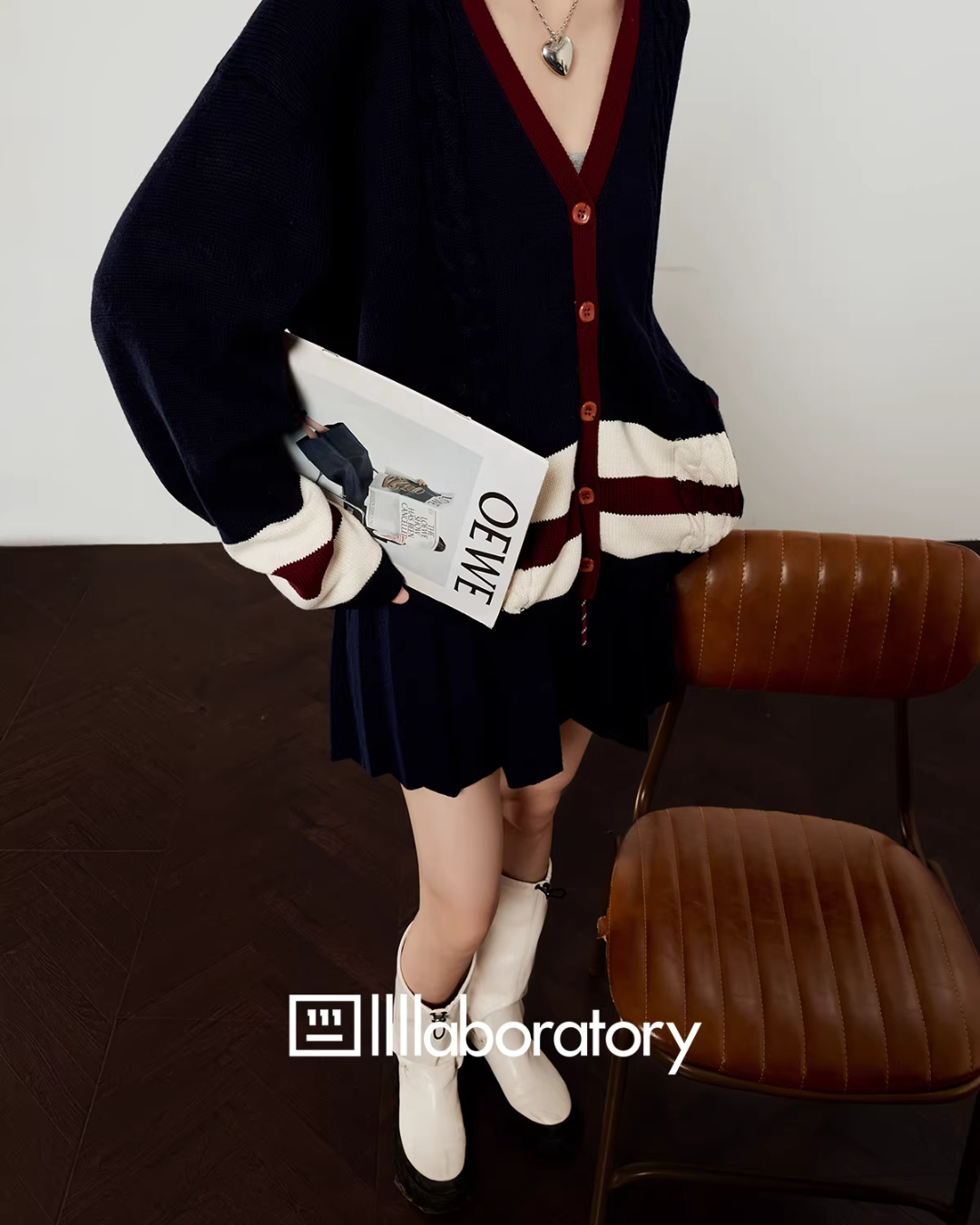 V-Neck Knit Cardigan/A-Line Mini Skirt LLA0579