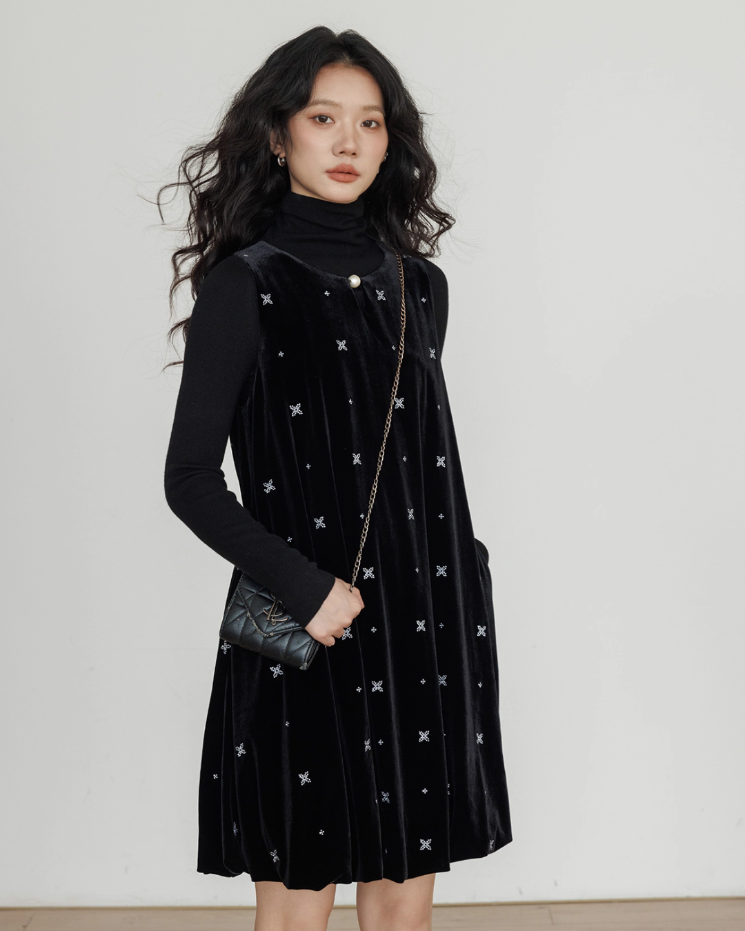 Round Neck Embroidered Vest Dress VAS0166