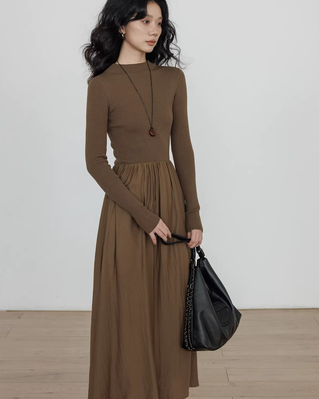 Mock Neck Top Docking Flare Skirt VAS0183