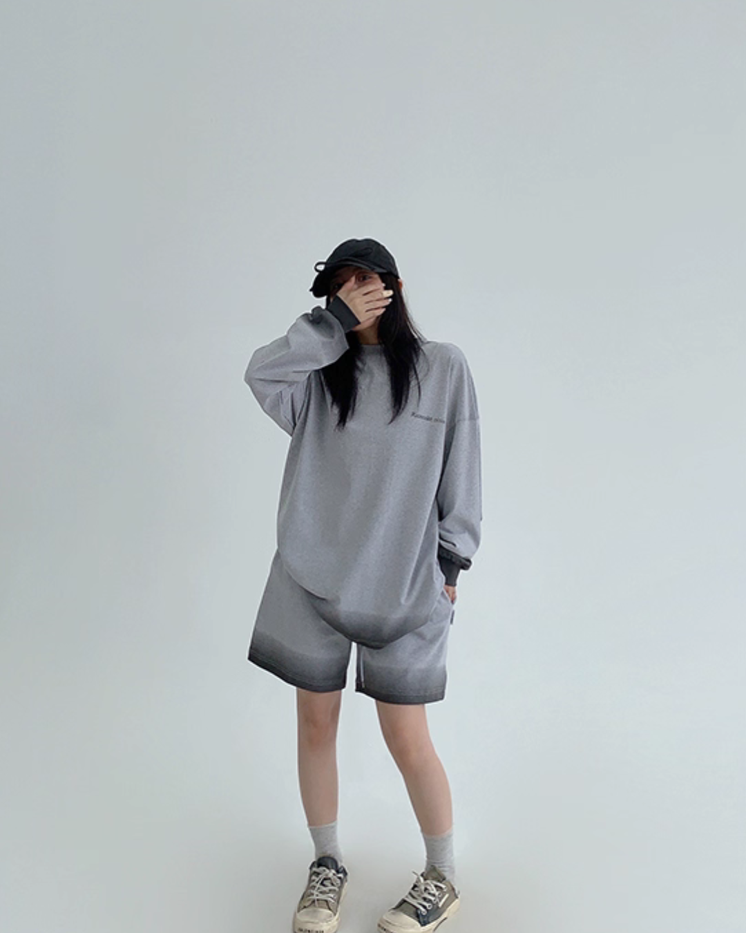 Gradient Loose Long Sleeve Top / Half Pants YLS0885