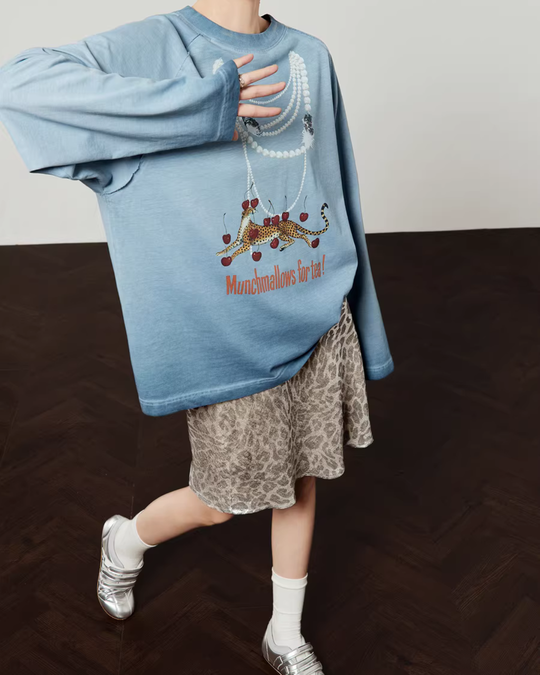Pearl Light Leopard Long-Sleeve Top/Leopard Skirt LLA0609