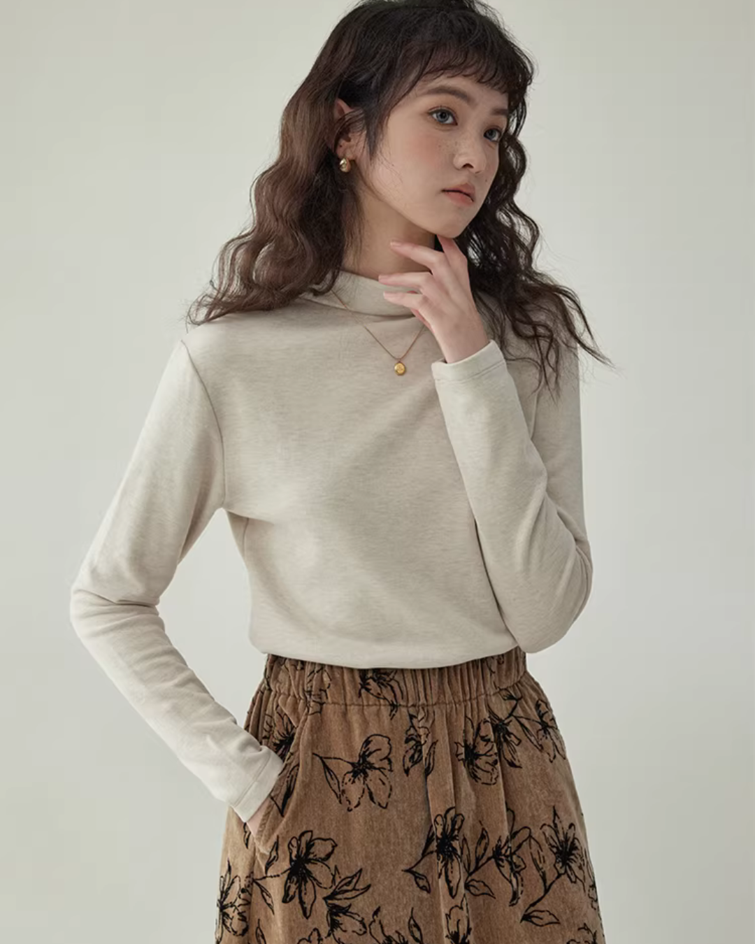 Basic High-Neck Top AMU0041