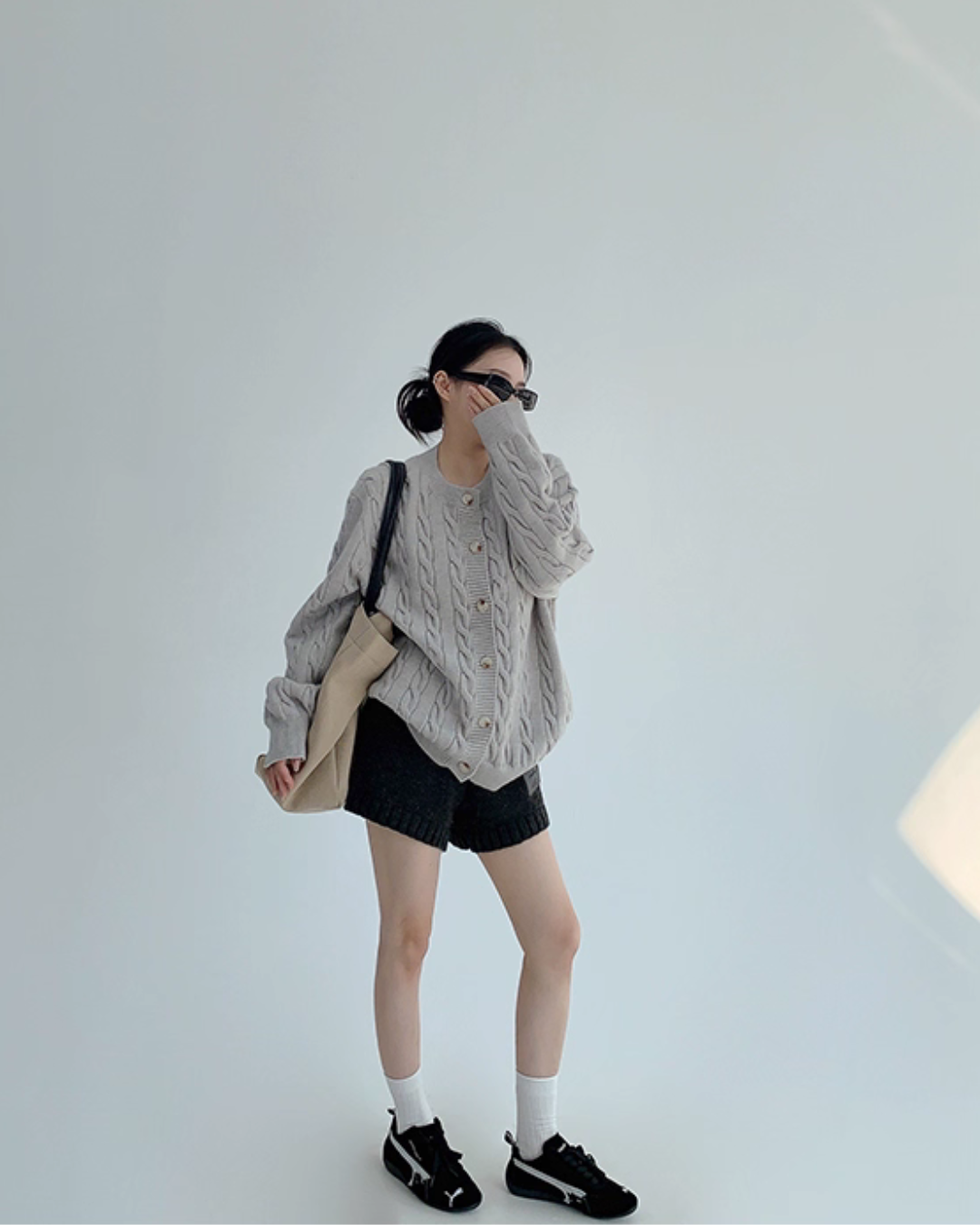 Round Neck Cable Knit Cardigan YLS0978