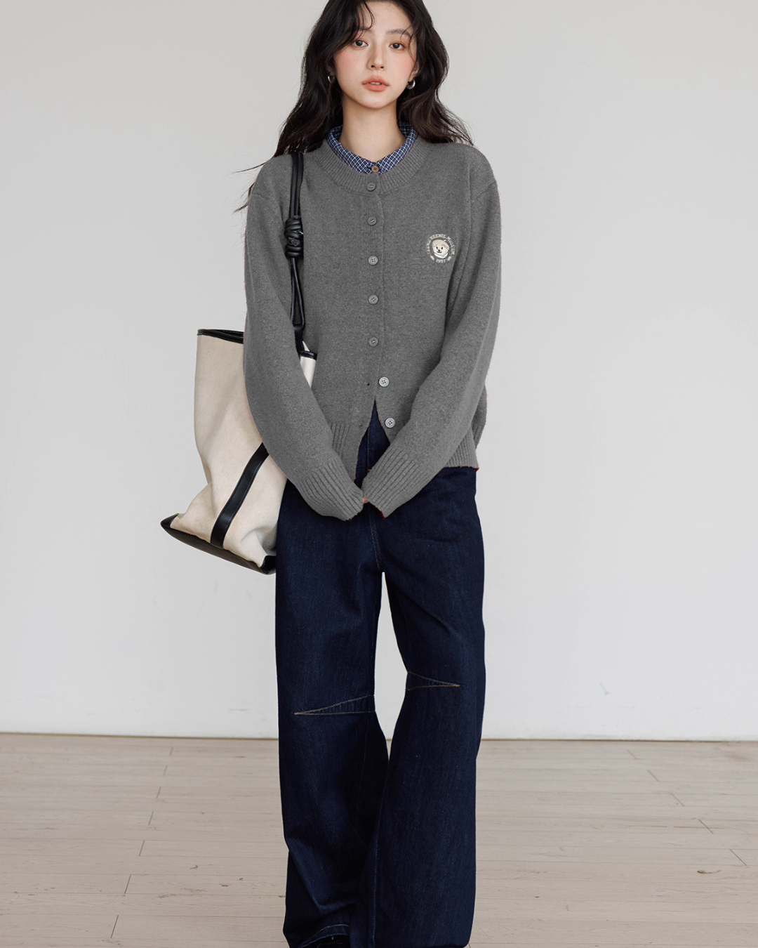 Round Neck Long Sleeve Knit Cardigan VAS0139