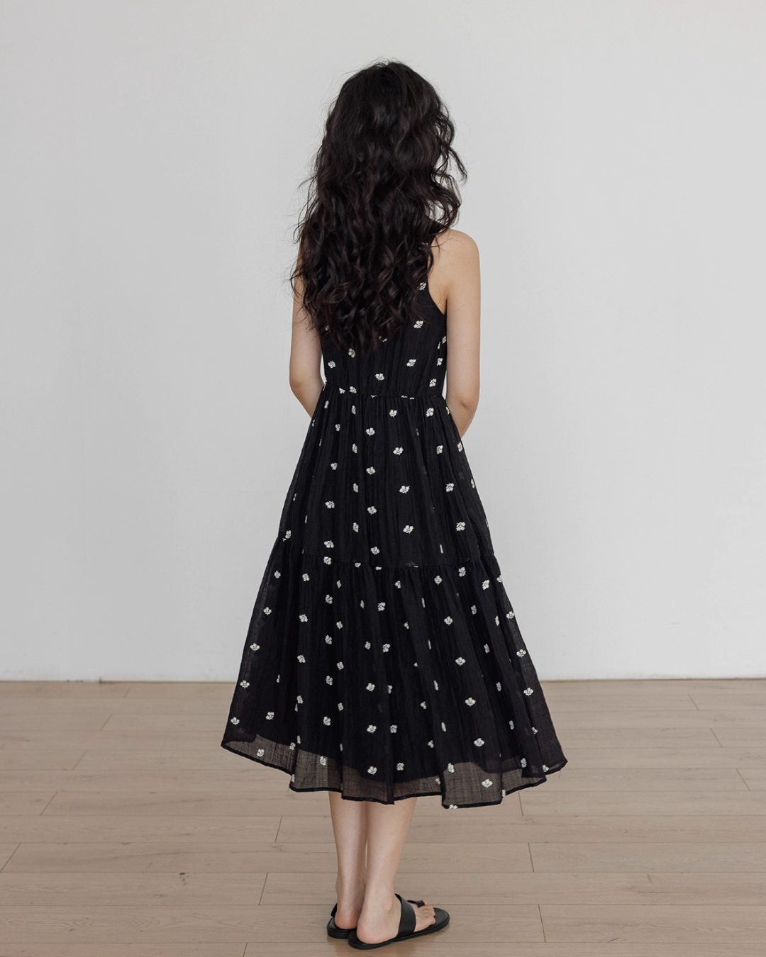 V-Neck Sleeveless Long Dress VAS0129