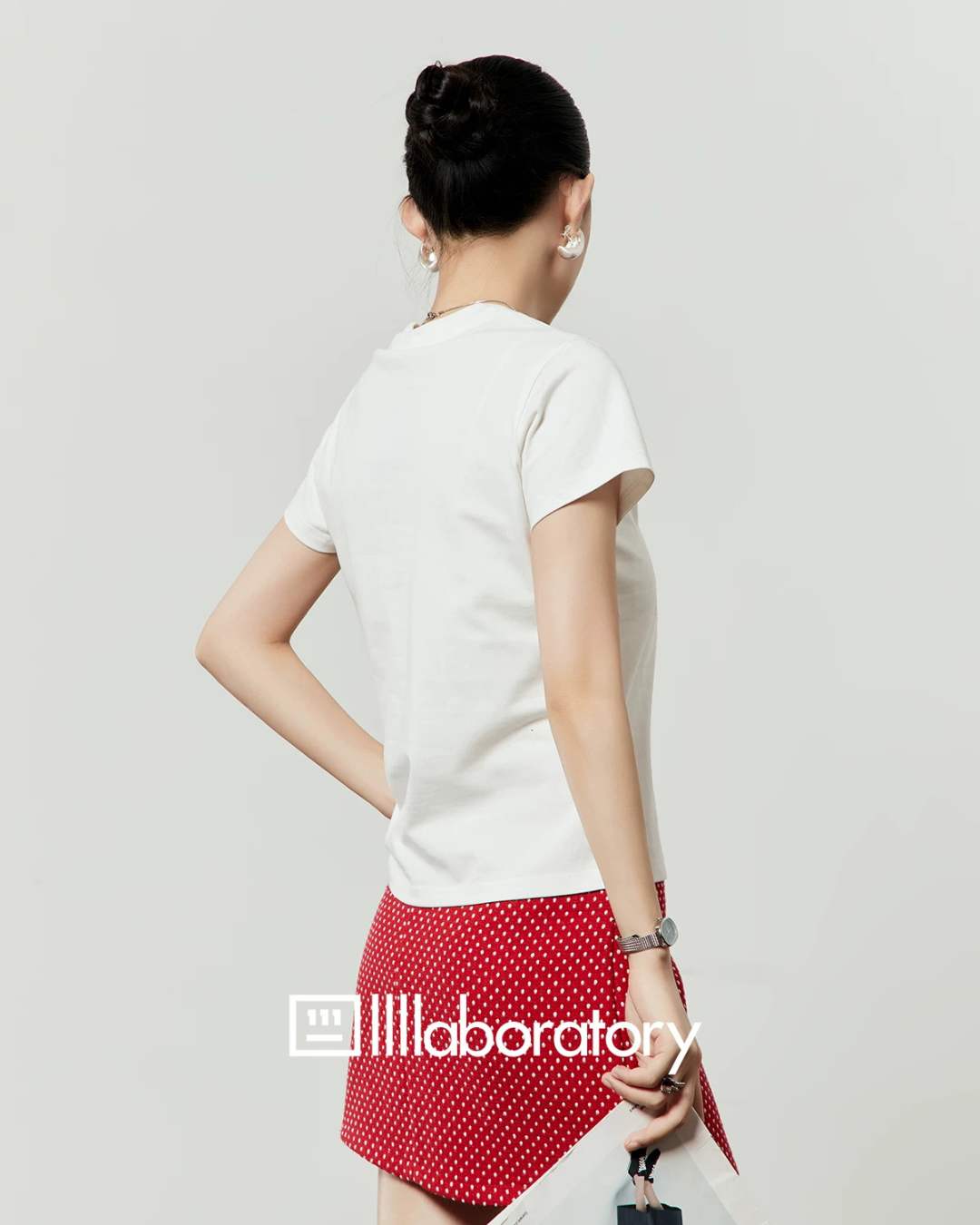 Graphic Short-Sleeve T-Shirt / Polka Dot Mini Skirt LLA0650
