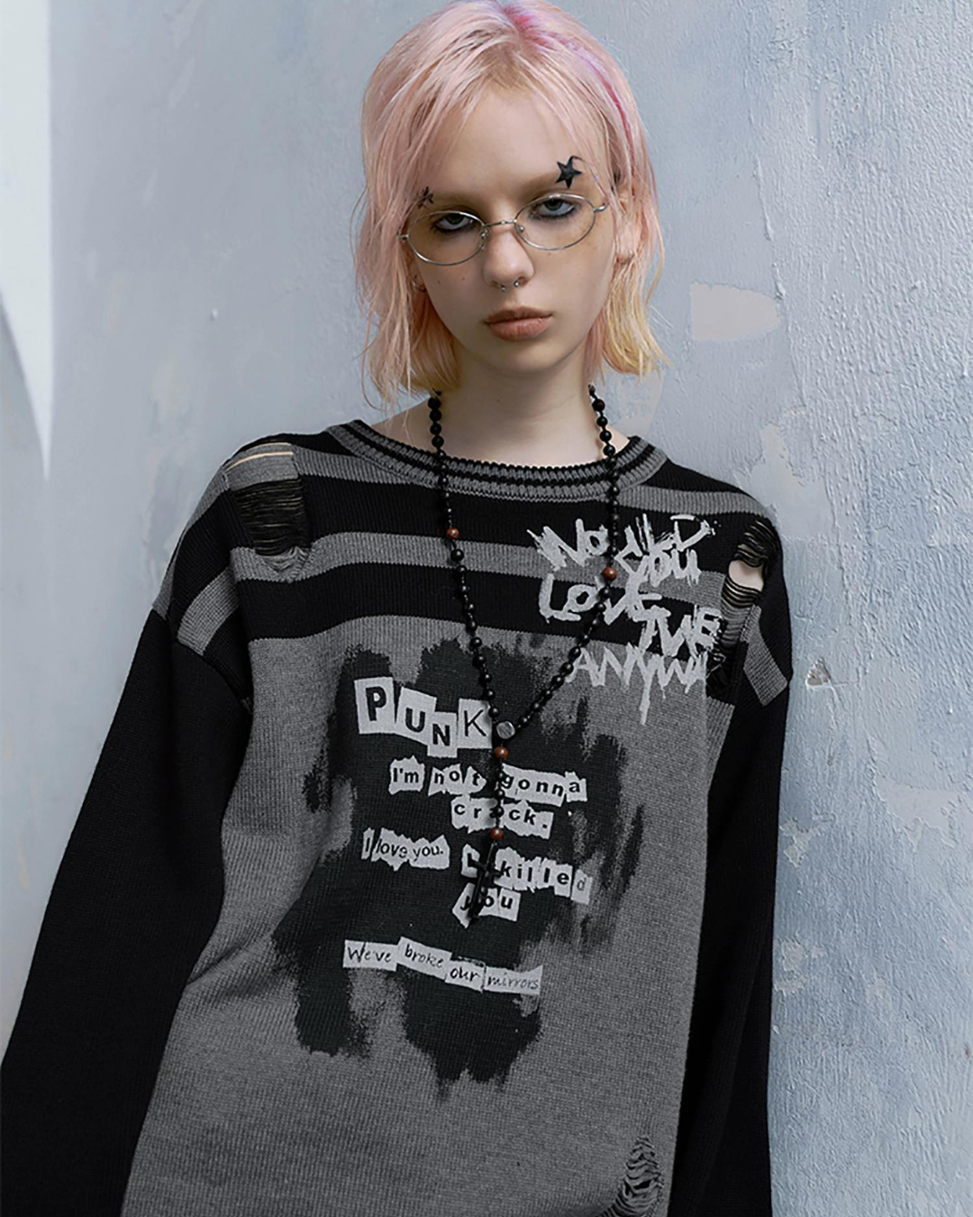 Striped Ripped Graffiti Sweater  CEN0025