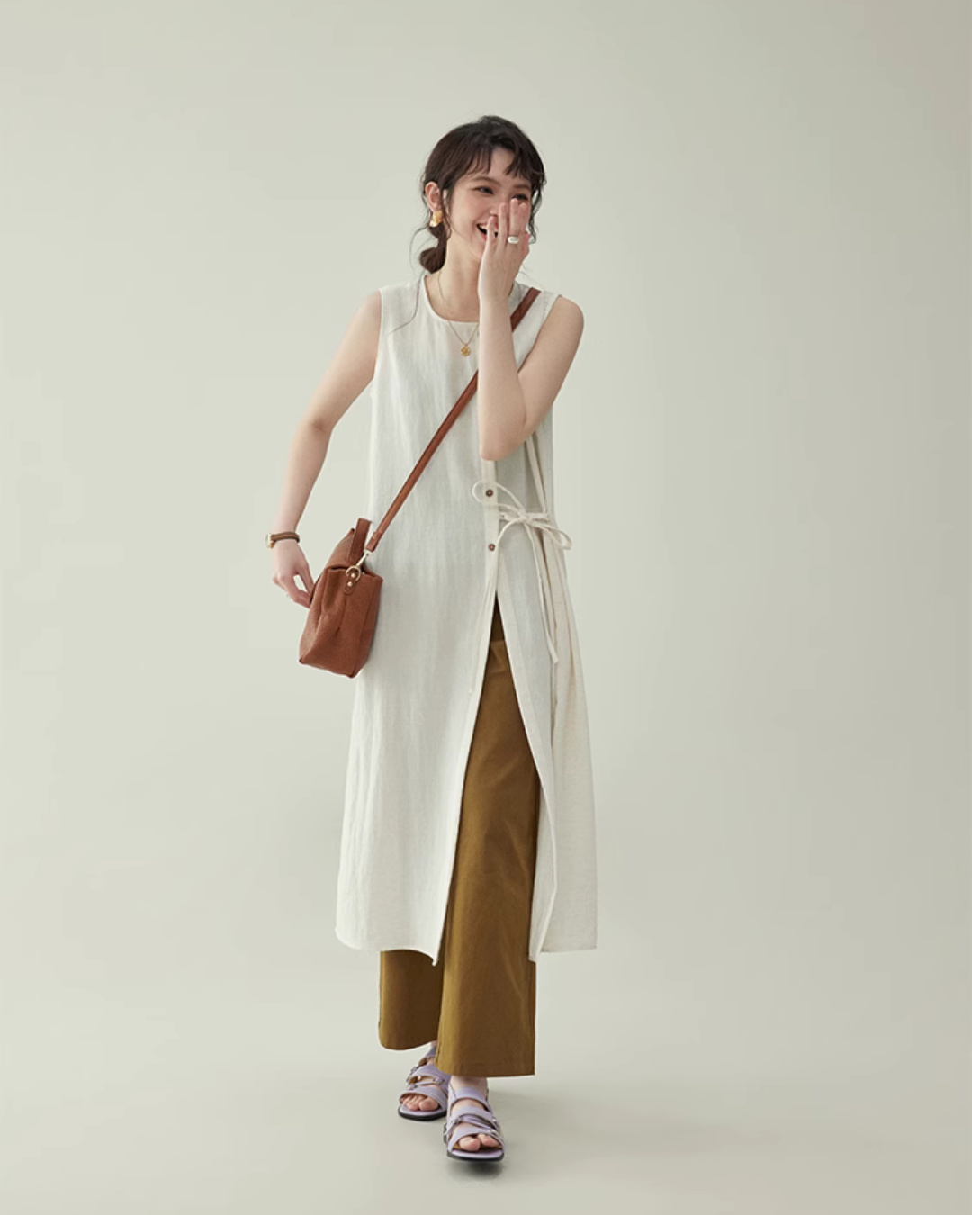 Natural Sleeveless Dress AMU0040