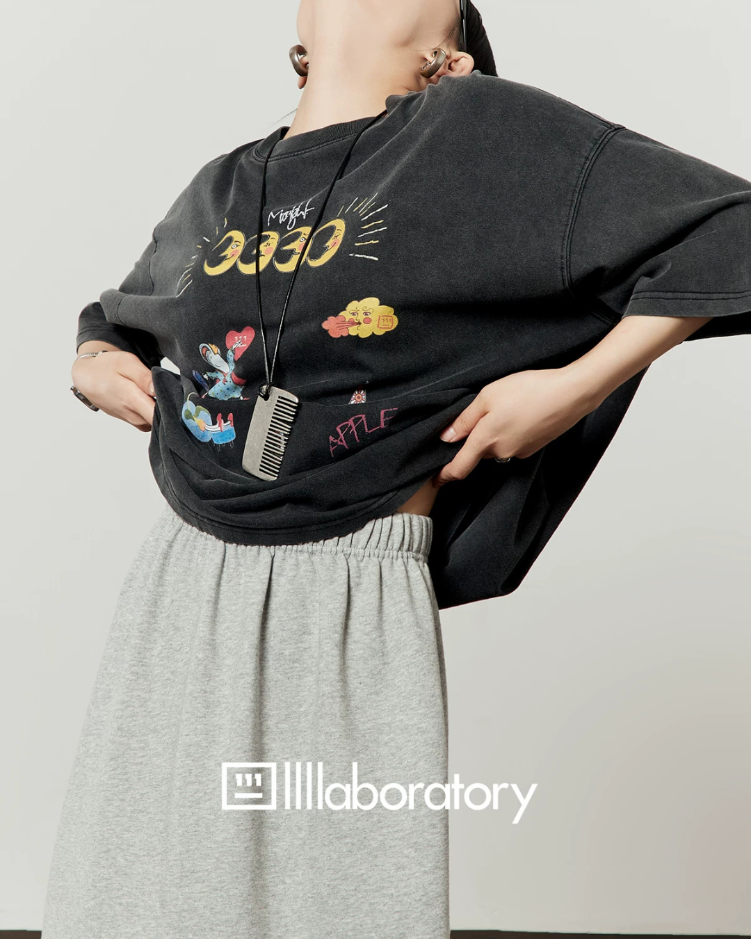Vintage Print Short-Sleeve T-Shirt / Sweat Long Skirt LLA0653